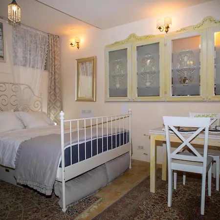 Oratorio Apartman *